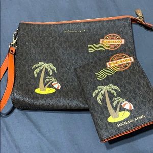 Michael Kors Travel pouch w/matching passpt wallet
